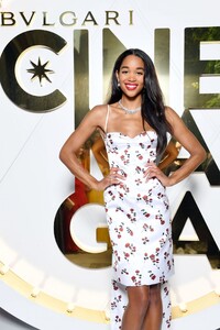 laura-harrier-bvlgari-hight-jewelry-exhibition-in-capri-06-13-2019-3.jpg