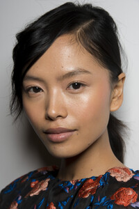 lela-rose-bks-v-rf19-3718.thumb.jpg.b7a524acc31ee9b43d98e9473da03958.jpg