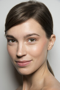 lela-rose-bks-v-rf19-3745.thumb.jpg.ffdad2ec717592a886818a3a9181fd77.jpg