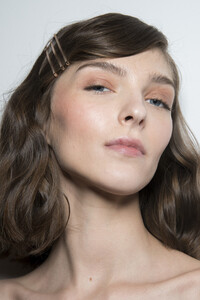 lela-rose-bks-v-rf19-3765.thumb.jpg.77afe879787e9b58e3cec93ce8a4f0b6.jpg