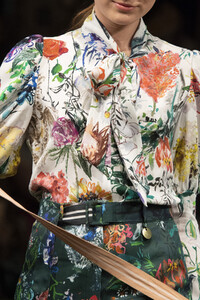 lela-rose-clp-rf19-0692.thumb.jpg.db29648e992629ed52a146c40845f8ff.jpg