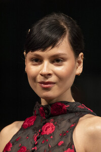 lela-rose-clp-rf19-0795.thumb.jpg.6e309e2c8739ae0990dff4b4392b4004.jpg