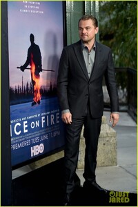 leonardo-dicaprio-suits-up-for-hbo-ice-on-fire-premiere-11.jpg
