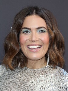 mandy-moore-2019-los-angeles-confidential-impact-awards-11.jpg