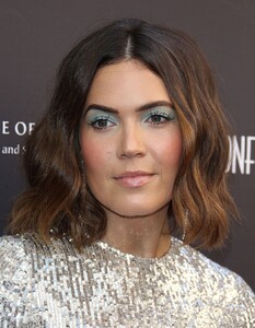 mandy-moore-2019-los-angeles-confidential-impact-awards-9.jpg