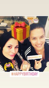 nicolpeacelove_28_62256150_129917594878158_1489078114788704380_n.jpg