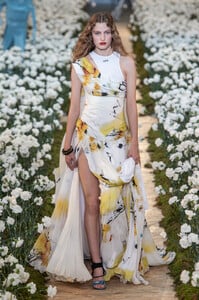 off-white-m-rs20-2916.thumb.jpg.b9b58faf2e23397494092d5ed4f74171.jpg