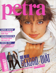 petraDe1186cover.thumb.jpg.ffbe41d79daa866c9c519d279ef3229d.jpg