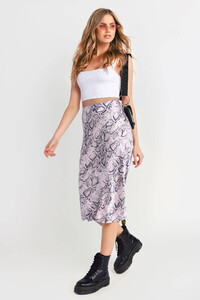 pink-romance-novel-satin-snake-print-midi-skirt.thumb.jpg.e24687ded5daad492a2f63791a84a58d.jpg