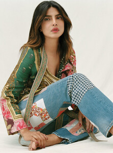 priyanka-11.thumb.jpg.4b070c47edde90f802afc44928c873a6.jpg