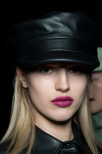 sally-lapointe-bks-v-rf19-4525.thumb.jpg.24a9b931d5edb0ec909f16624364735c.jpg