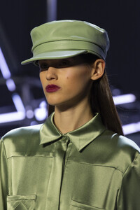 sally-lapointe-clp-rf19-0273.thumb.jpg.339828fad8ba84023eb74e037a0efcad.jpg