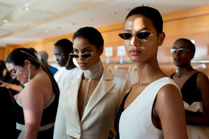 siriano-bks-g-rf19-3689.thumb.jpg.5bc31567d91c21cfcc928989aef781d5.jpg