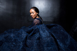 siriano-bks-g-rf19-3975.thumb.jpg.f5b993984f4d0cd534e85531e4db7587.jpg
