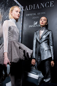 siriano-bks-g-rf19-4020.thumb.jpg.c9d93b1a2c65f6d062b38d8b88569eee.jpg