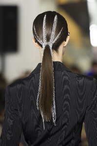 siriano-clp-rf19-0243.thumb.jpg.3e7db166018c5a4ac4d845114daaf6e9.jpg