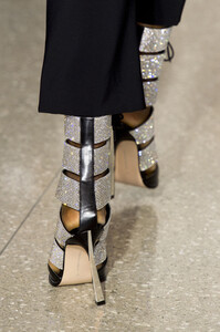 siriano-clp-rf19-0558.thumb.jpg.a0615be3222f2d46be6f7761bd2126fb.jpg