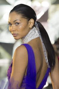 siriano-clp-rf19-0876.thumb.jpg.d97d60b1d1b459ba7a8170b52ed0435d.jpg