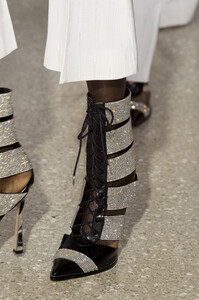 siriano-clp-rf19-0913.thumb.jpg.45ebcc899bfc7e713bd9ff3e2cffa397.jpg