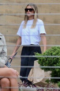sofia-richie-at-nobu-in-malibu-06-24-2019-5.jpg