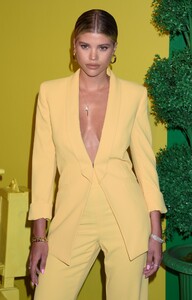 sofia-richie-pride-event-hosted-by-alice-olivia-by-stacey-bendet-and-the-trevor-project-in-new-york-06-18-2019-9.jpg