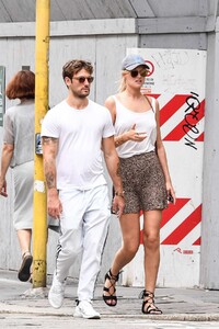 toni-garrn-and-boyfriend-alex-pettyfer-step-out-in-milan-italy-150619_1.jpg