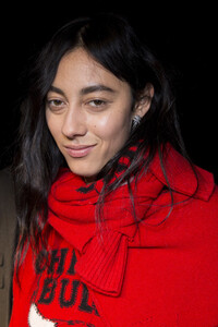 zadig-e-voltaire-bks-g-rf19-7109.thumb.jpg.71f7253e46b763e0bc5a376df9965484.jpg