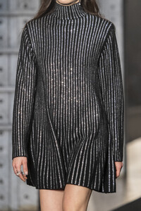 zadig-e-voltaire-clp-rf19-0070.thumb.jpg.090caf3214f8e6804e1d2b52f2169cc2.jpg