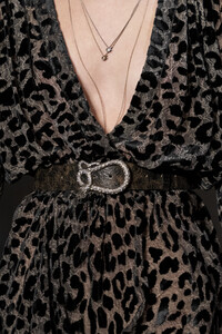 zadig-e-voltaire-clp-rf19-0455.thumb.jpg.5178a291898110ed6228a380399ae00e.jpg