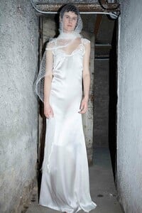 00011-Maison-Francisco-Scognamiglio-Couture-Fall-2019.thumb.jpg.9a460f22d8a16f02bc782a76e014c63c.jpg