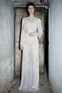 00013-Maison-Francisco-Scognamiglio-Couture-Fall-2019.thumb.jpg.4f89c15f9a0eb5b2216b79bc5678308f.jpg