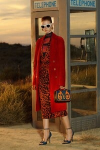 00015-VERSACE-RESORT-2020.thumb.jpg.f6a903a59fe6f1089c073b1561b1bb6a.jpg