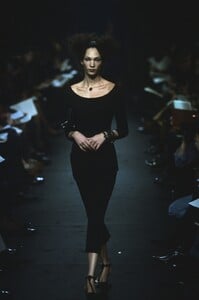 020-jean-paul-gaultier-spring-1998-couture-CN10023254-julia-schonberg.jpg