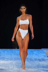 1107679275_TJSwim_03.thumb.jpg.89adf3abdc7a83a06a3ec82d4eefad63.jpg