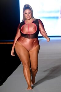[1162061151] 2019 Sports Illustrated Swimsuit Runway Show During Miami Swim Week At W South Beach - Runway.jpg