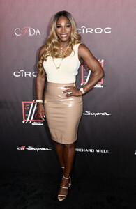 Serena+Williams+Sports+Illustrated+Fashionable+NQ4x926x9eSx.jpg