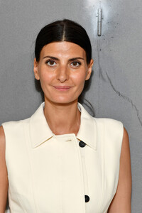 1238837391_GiovannaBattagliaChristianDiorPhotocallla8WVbBqF2Rx.thumb.jpg.874c24a730b3de568bf9e6d41264a323.jpg