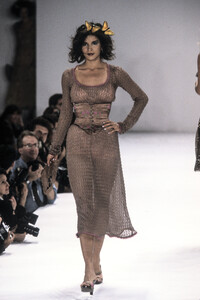 1272883976_BetseyJohnson1997WomenRTW61.thumb.jpg.d6857db181a1ad19eef44741503be725.jpg
