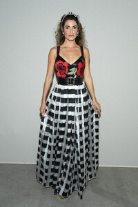 Nikki+Reed+Elie+Saab+Front+Row+Paris+Fashion+xzteCw2a4Xkx.jpg