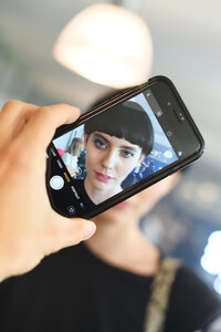 1461076350_JeanPaulGaultierBackstageParisFashionJ_v2ve1wMhIx.thumb.jpg.5a0bd9db631346551852efe3a2b10270.jpg