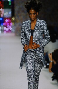 1528363408_veronica(18).thumb.jpg.fcbeea37dba45291c980e6ba899a902d.jpg