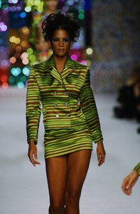 1540035291_veronica(7).thumb.jpg.91016e0ca1e38d92c90f474117ba35b3.jpg