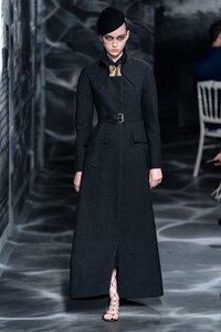 Sofia Steinberg Christian Dior Fall 2019 Couture 1.jpg