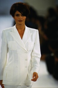1575773871_helena(3).thumb.jpg.0281409e2ef6e35f9571fd071a8c3ba4.jpg