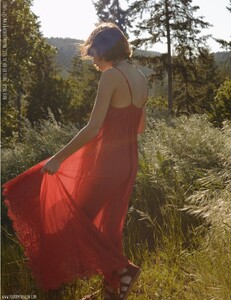 Allie+Clarkson+-+Cully+wright+-+Option+Model+Management+-+Florum+Fashion+Magazine+-+Betsey+Lynne+Style+-+Festival+Style+Guide00.jpg