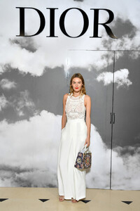 Camille+Rowe+Christian+Dior+Photocall+Paris+s76GiOvb_E4x.jpg