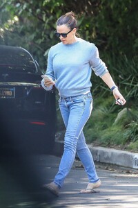       jen130719BZNimage16.jpg