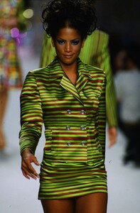 1873642495_veronica(2).thumb.jpg.e6940a379ce9824a46d24744295db8cc.jpg