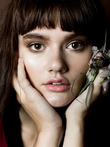 1958512996_benholtropselvafashionfloralstyling477.thumb.jpg.e0c71e9f3133c569dbe267d6dfb21e98.jpg