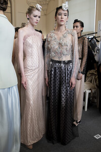 1975281273_armani-prive-hc-bks-v-rf19-4270(1).thumb.jpg.df24e82a5fc74ca475fb7a1f59209d5a.jpg